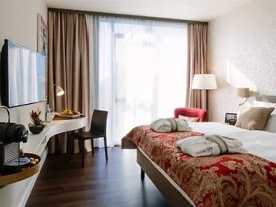 Ξενοδοχείο Chester 4*